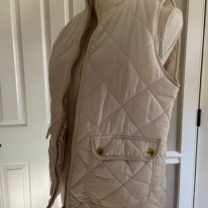 Cream white vest with gold accent